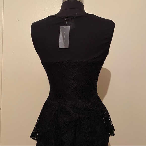 Suzy Shier Peplum Top - Picture 2 of 4